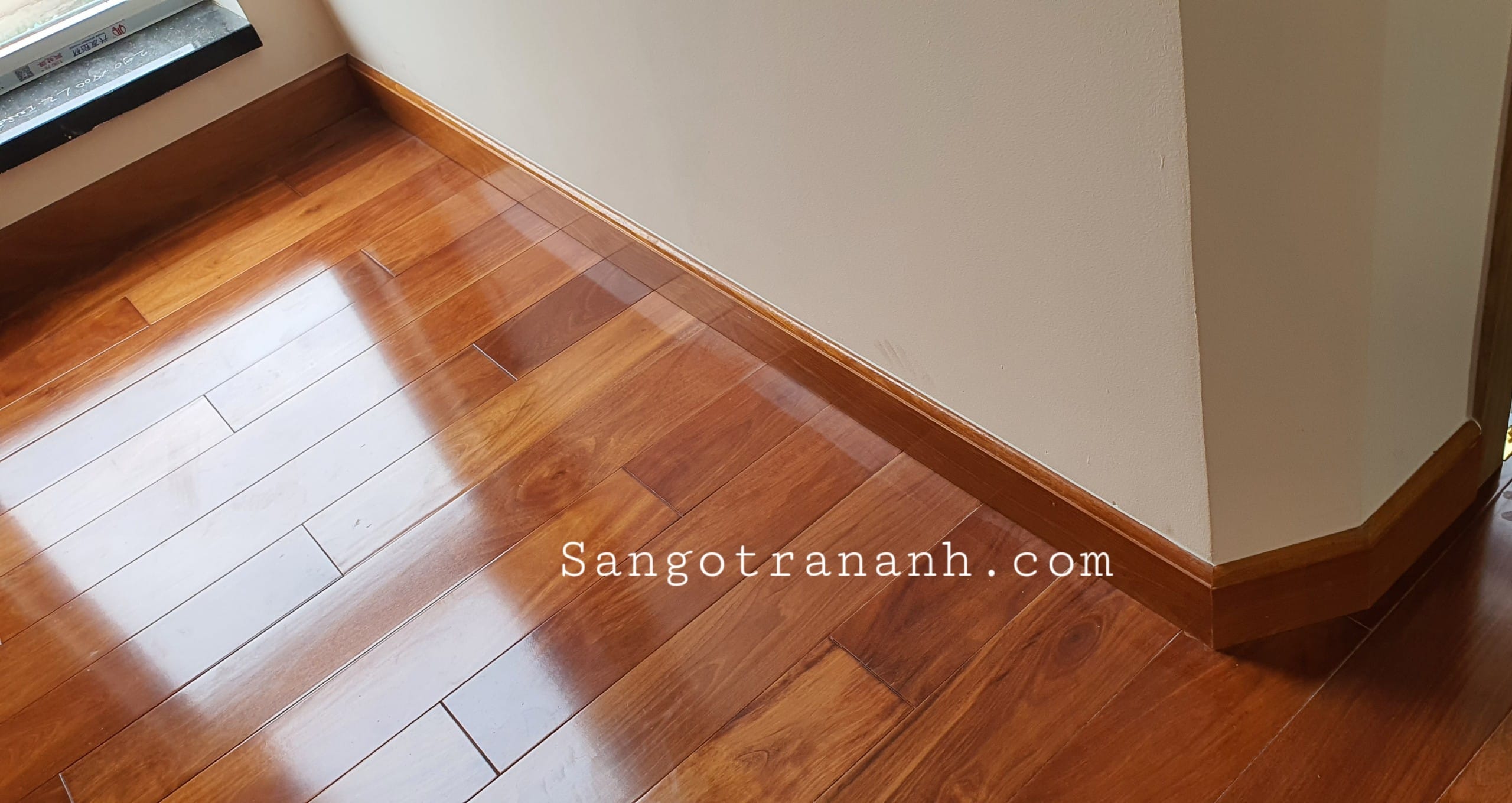 Sàn gỗ căm xe 