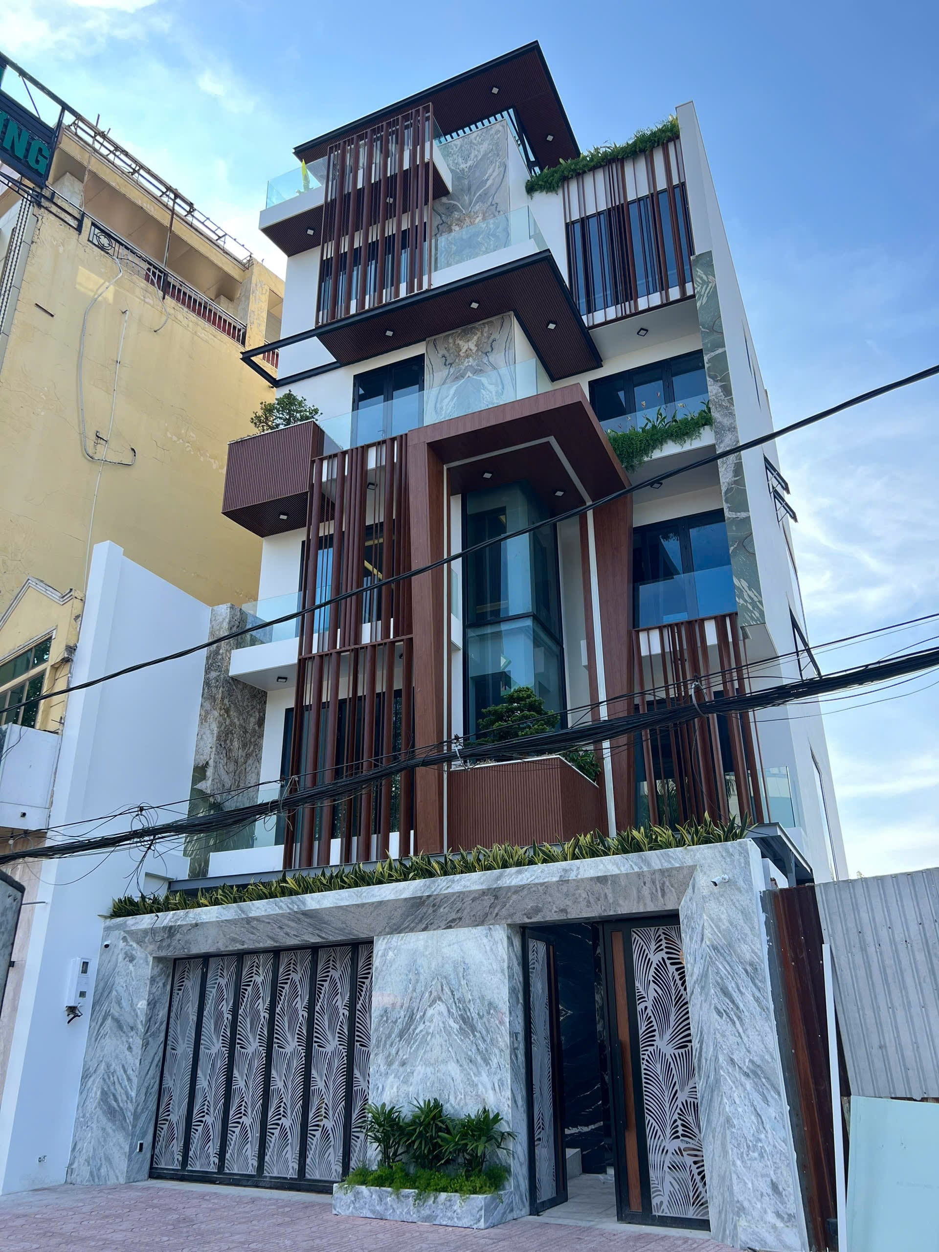 Hình ảnh tổng quan dự án sàn gỗ wanut tại Trần Văn Khéo - TP Cần Thơ