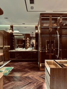 sàn gỗ óc chó - xương cá 45 độ