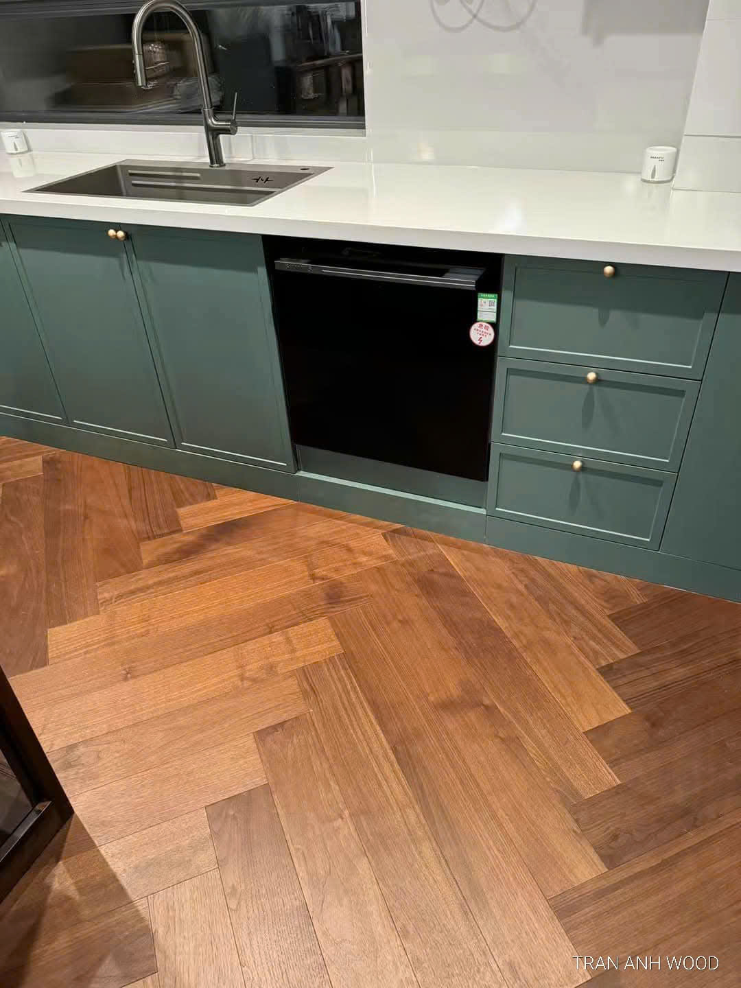 Sàn gỗ Teak Myanmar-Sàn gỗ tự nhiên chịu nước tốt nhất